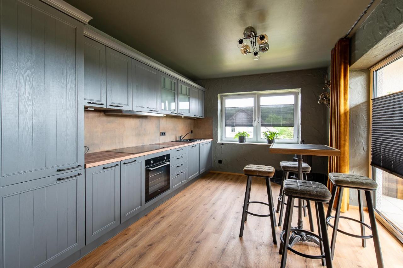 Einzigartige Traumwohnung Mit Whirlpool & Sauna Bietet Luxus Und Erholung Neuheilenbach Exterior photo
